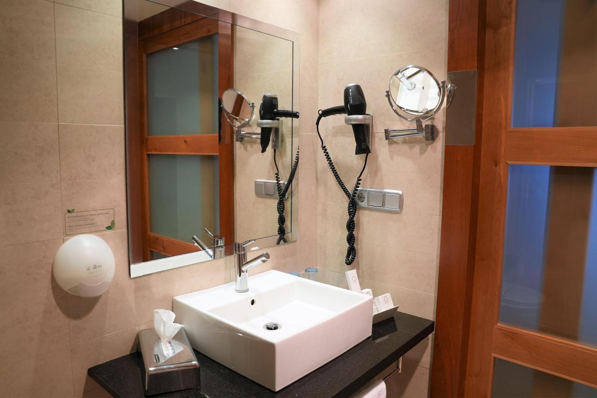 Port Azafata Valencia Hotel Manises Kültér fotó