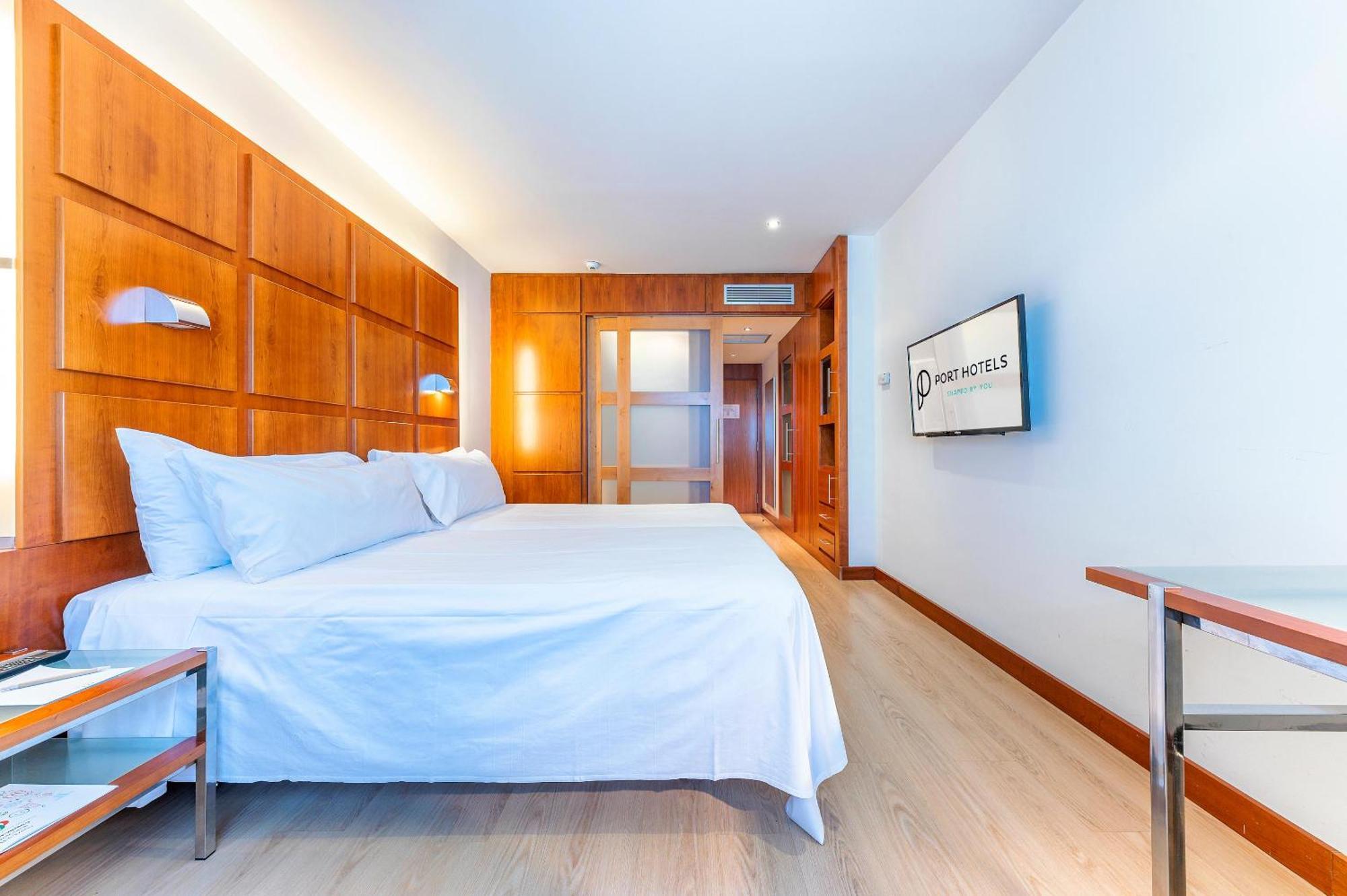 Port Azafata Valencia Hotel Manises Kültér fotó
